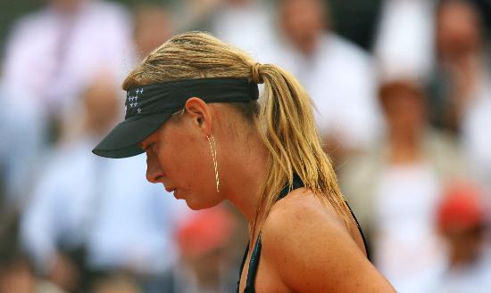 亚博- 莎拉波娃在塞尔维亚队比赛中败北，出色防守引发热议！上演精彩一战