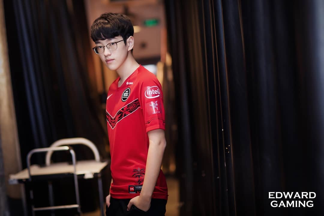 详细阅读:亚博体育-包含Scout赛事官方发布势不可挡新规,TES争议不断!的词条 亚博体育-包含Scout赛事官方发布势不可挡新规,TES争议不断!的词条