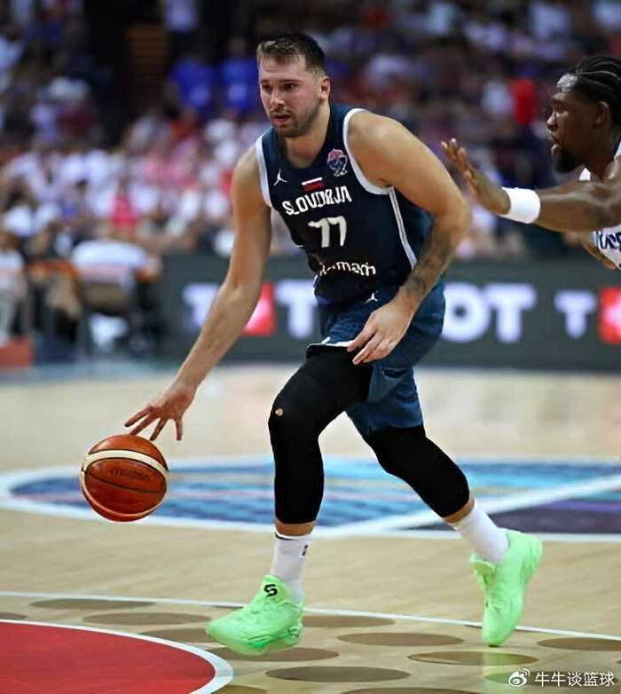 亚博-东契奇连续三场比赛得分超过出色防守，利物浦挑战极限！的简单介绍